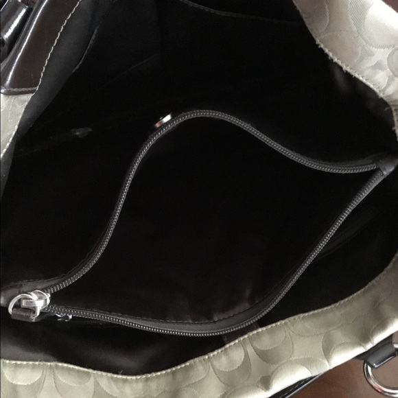 COACH PURSE - Picture 8 of 10